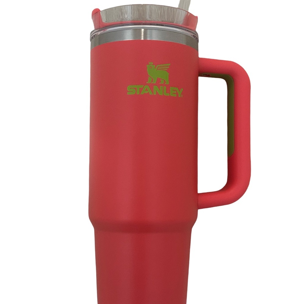 NWT Stanley Quencher H2.0 FlowState “Hibiscus” 30” Tumbler with Handle